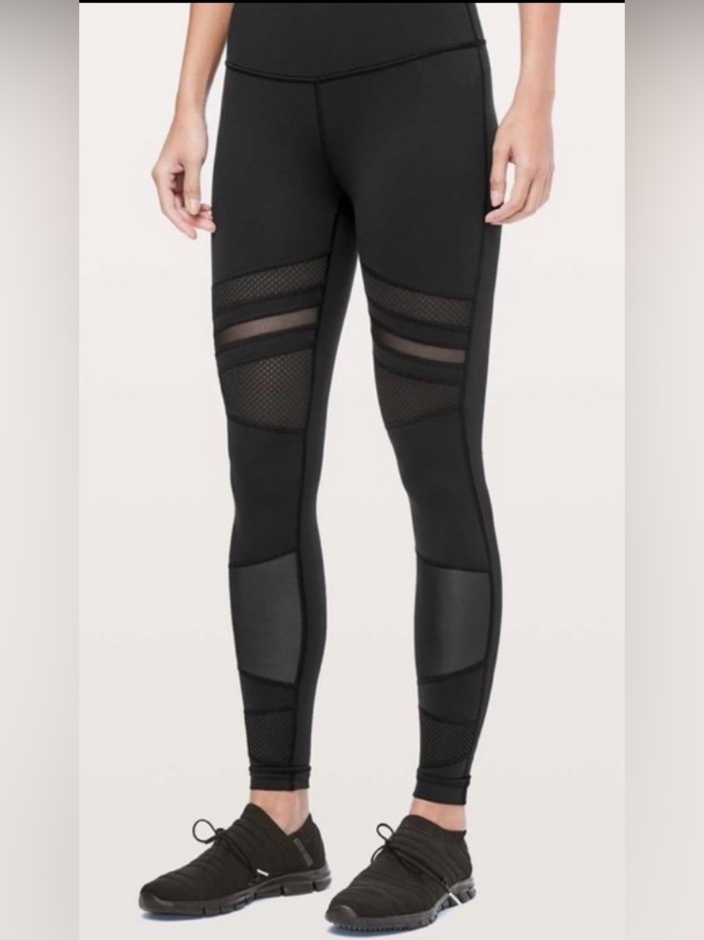 Lululemon wunder under high rise tight mix and mesh 28” size 4